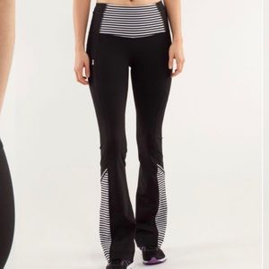 🎉SOLD🎉Lululemon Size 6 Run Ice Queen Yoga Pants